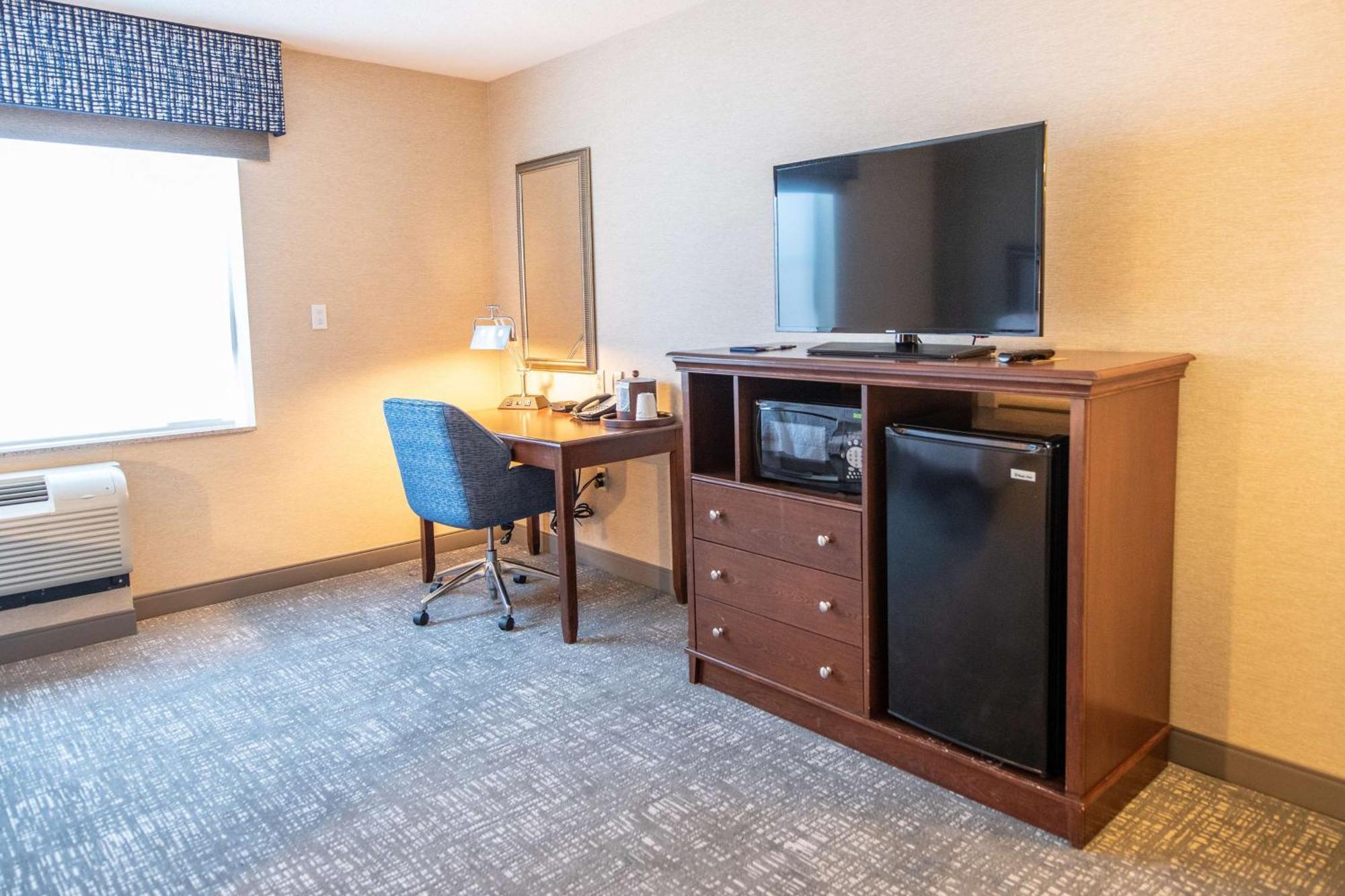 Hampton Inn Presque Isle Buitenkant foto
