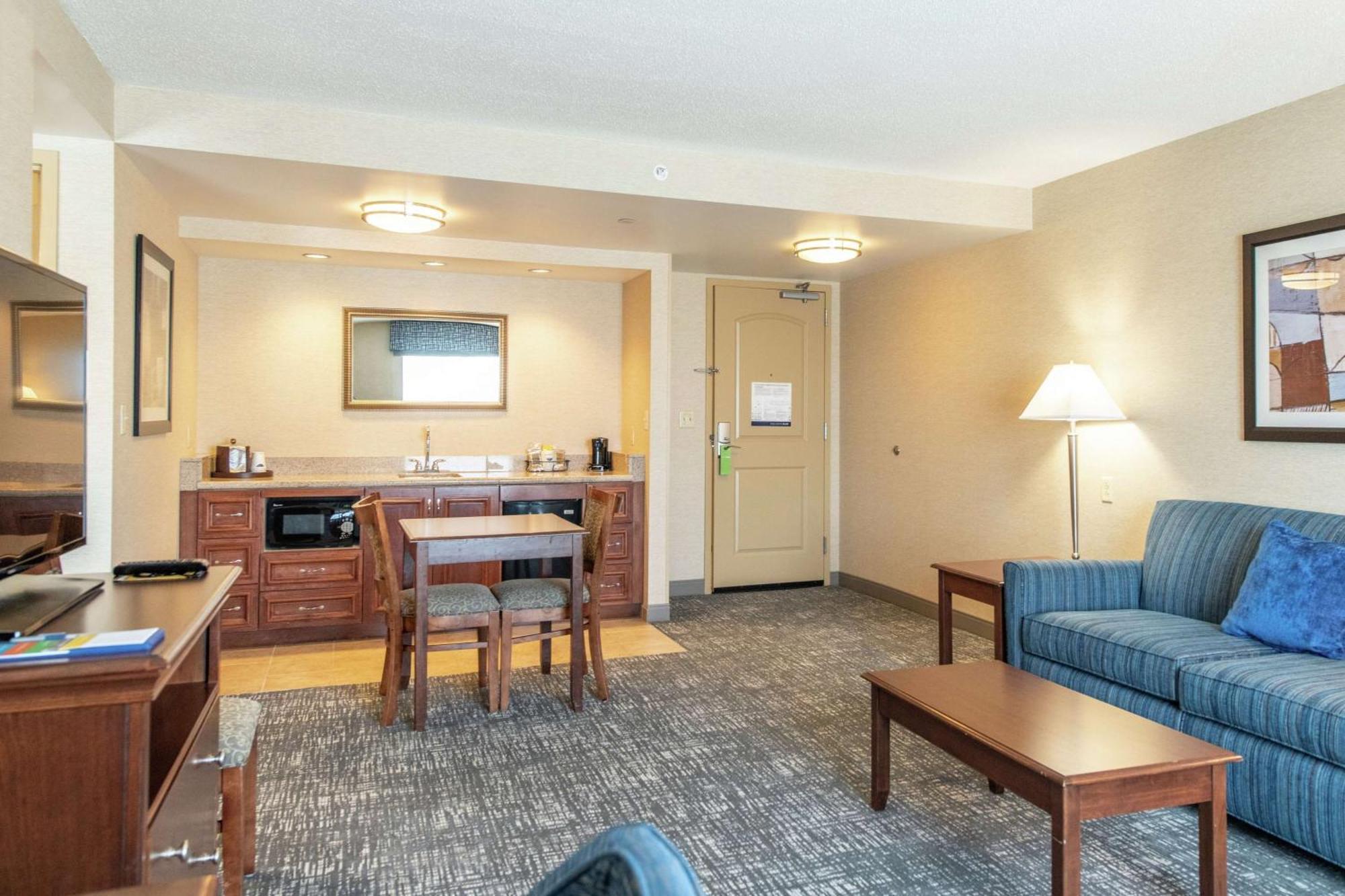 Hampton Inn Presque Isle Buitenkant foto