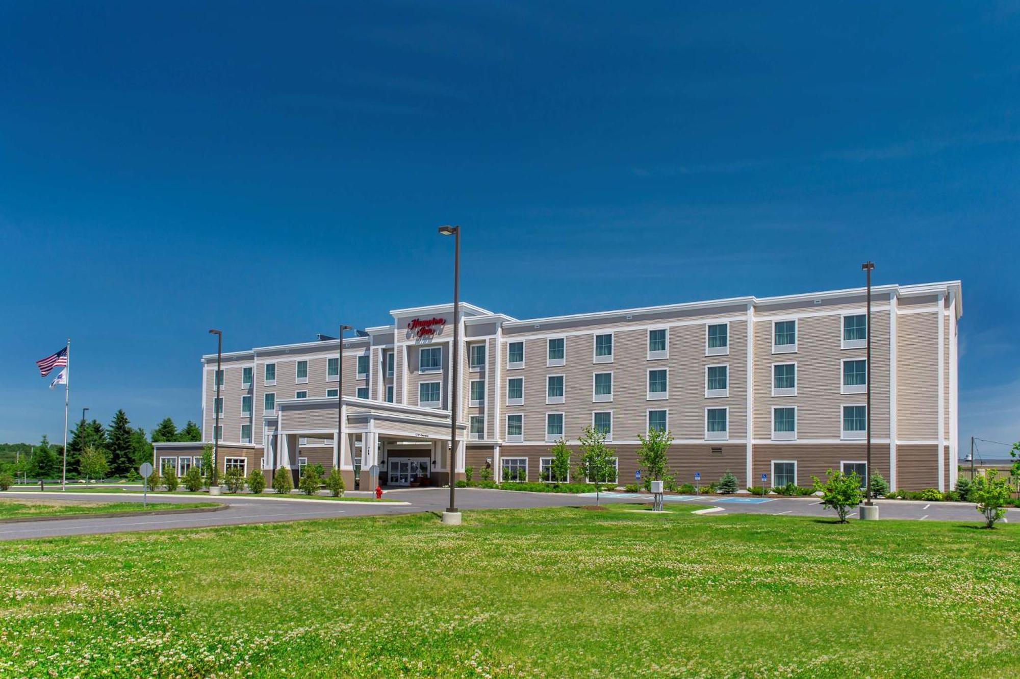 Hampton Inn Presque Isle Buitenkant foto